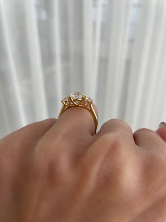 Round Shape Three Stone Gold Engagement Ring For Her