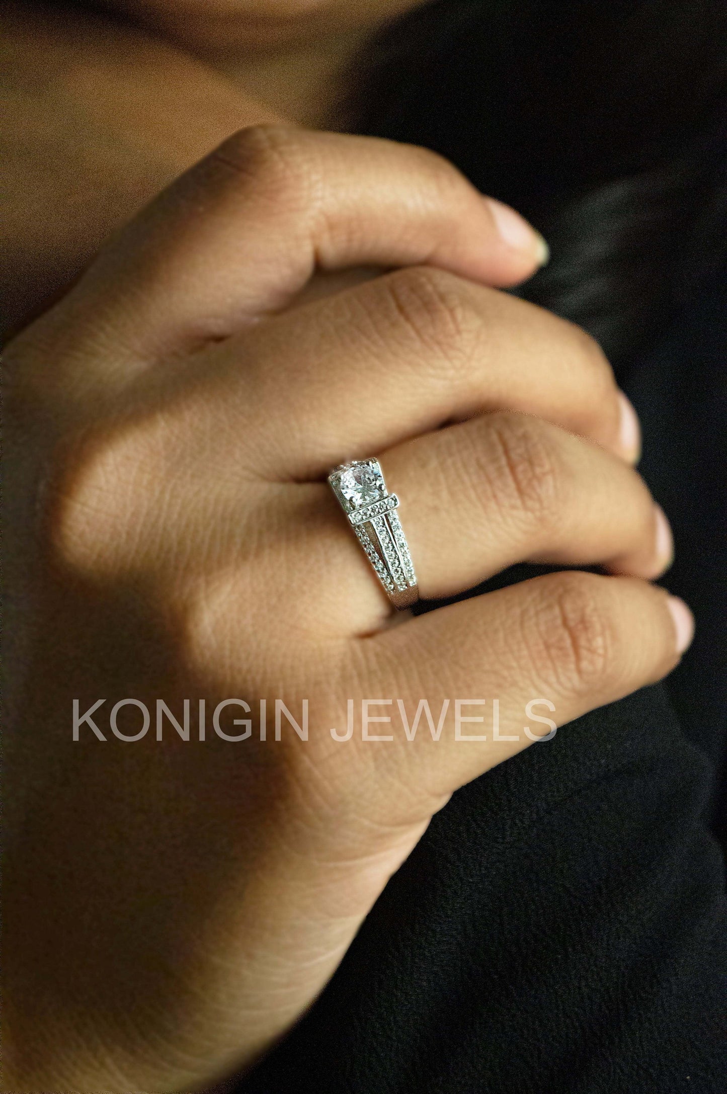 1 CT Round Shape Colorless Moissanite Diamond Solitaire Gold Ring For Girls