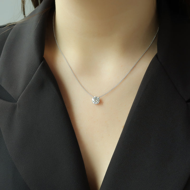 8mm Round Shape Colorless Moissanite Diamond Gold Pendant For Her