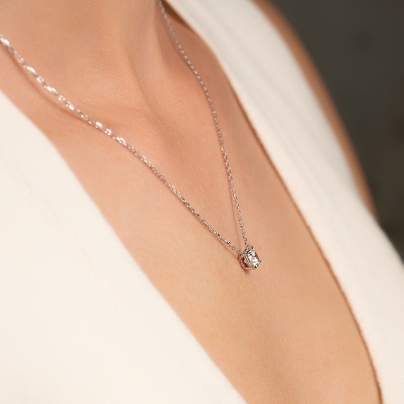 8mm Round Shape Colorless Moissanite Diamond Gold Pendant For Her