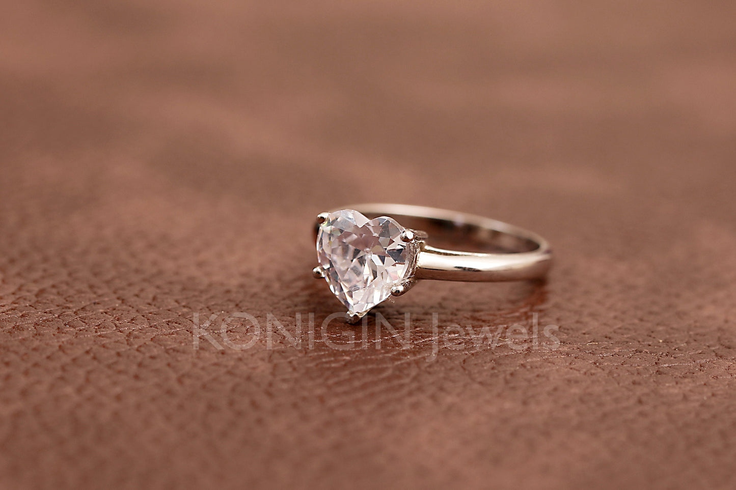 8mm Heart Shape Moissanite Diamond Proposal Ring For Her