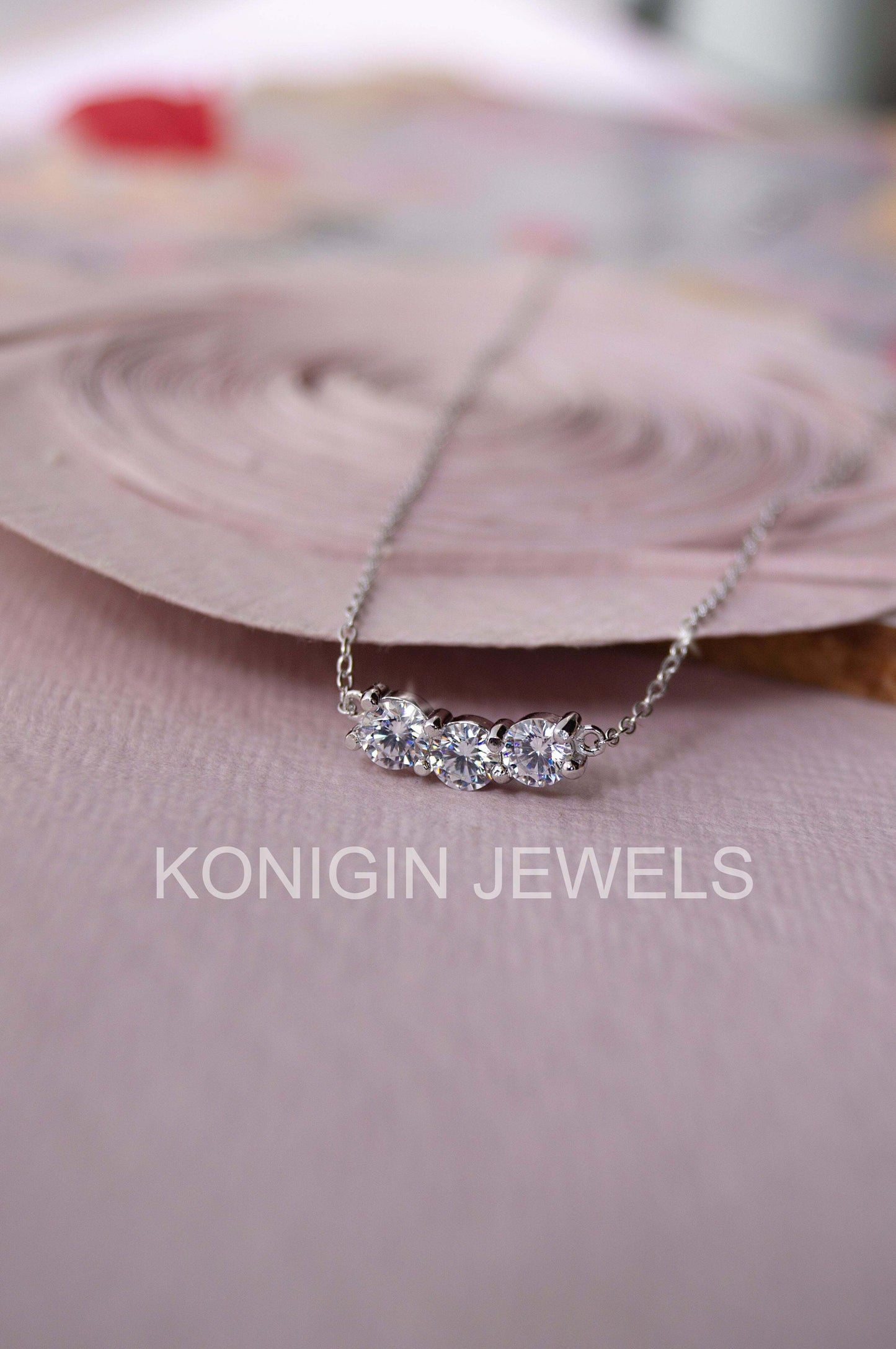 2.25CT Round Shape Colorless Moissanite Diamond Gold Necklace For Girls