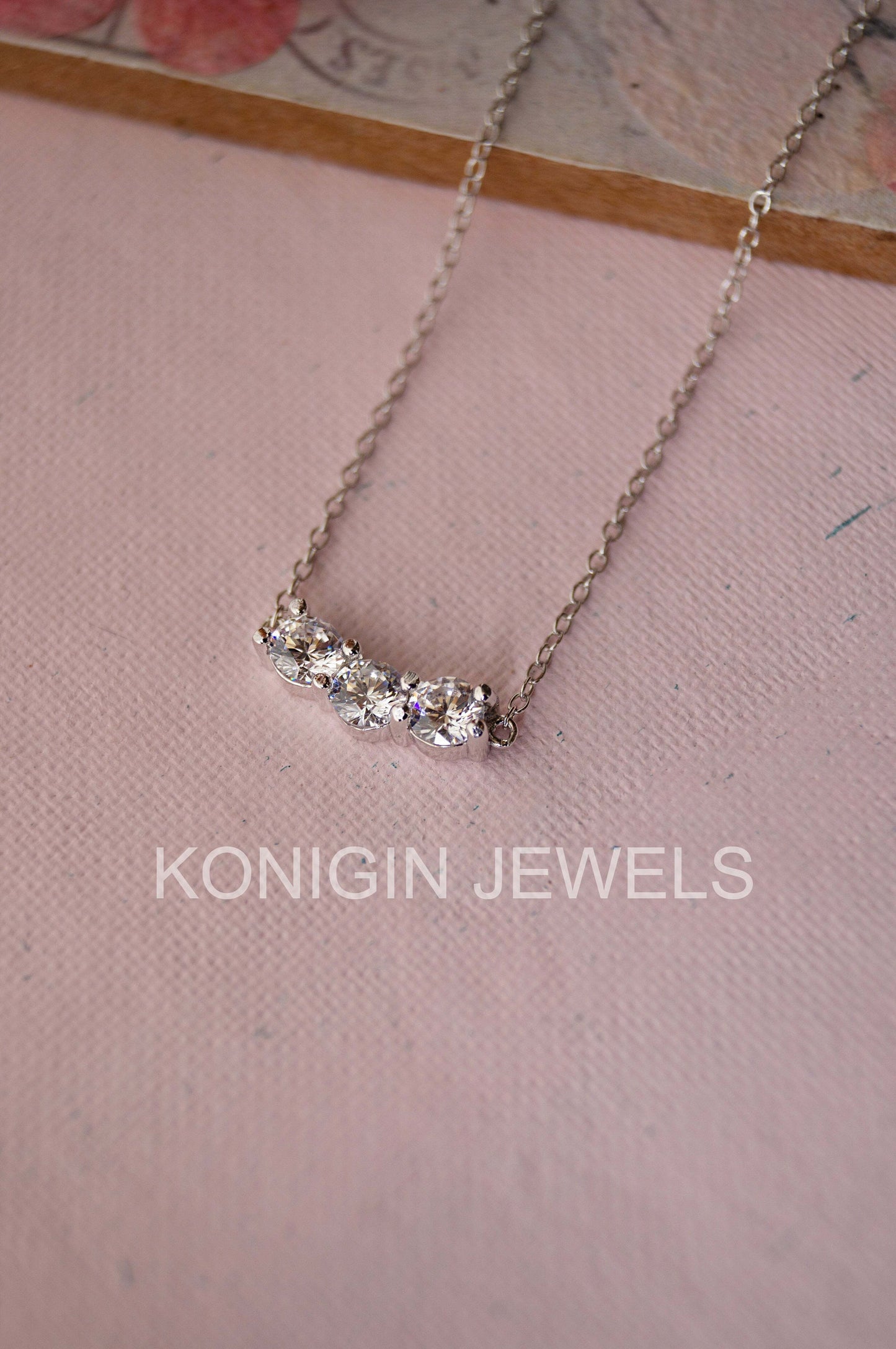 2.25CT Round Shape Colorless Moissanite Diamond Gold Necklace For Girls