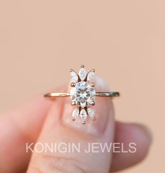 0.84CT Round And 0.36CT Marquise Shape Colorless Moissanite Diamond Gold Ring For Women