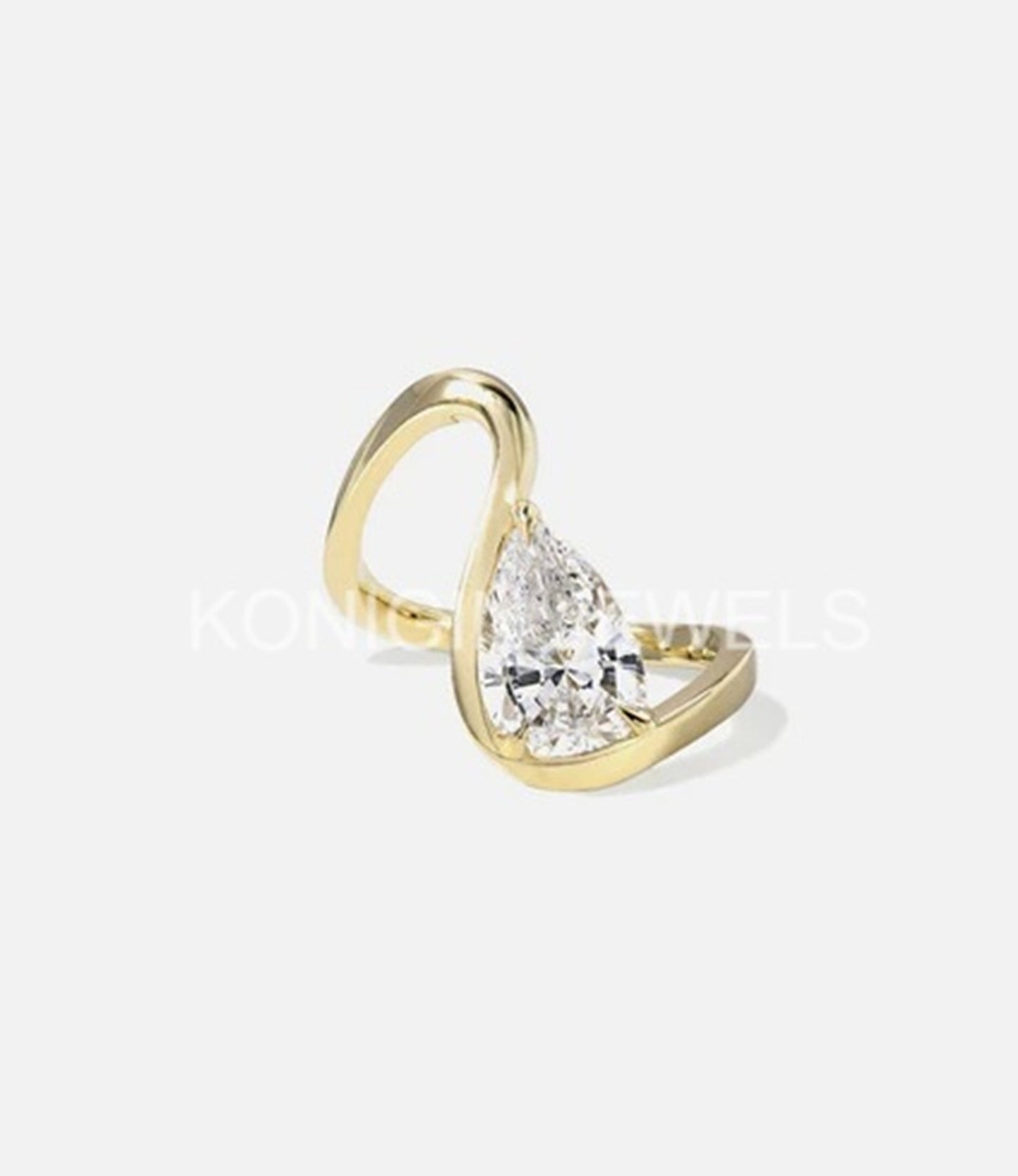 1.50CT Pear Shape Colorless Moissanite Diamond Gold Ring For Women